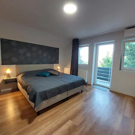 ヴィラ Boutique Zala ザラカロシュ